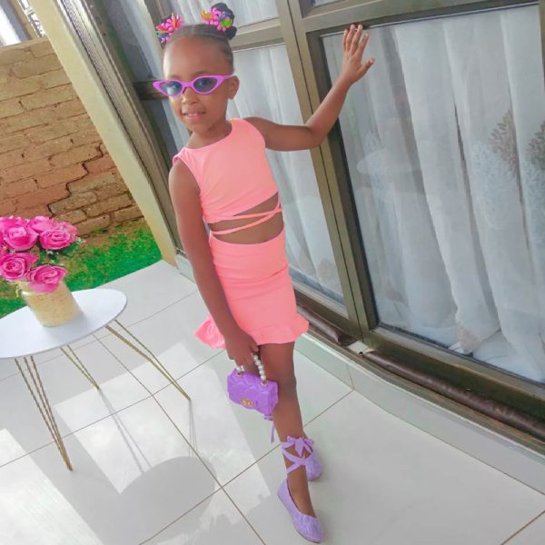 Children's Clothing Girls Vest Set Ins Style Children Clothing Ruffle Skirt Suit - Image 5
